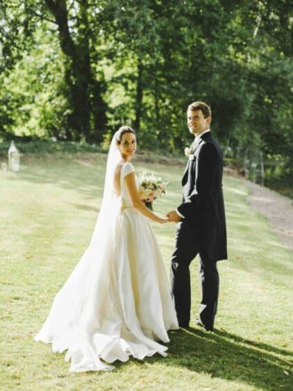 Thank you so much to Lizzie who sent us in a stunning image of her recent wedding. Lizzie chose a Sheila Harding London silk ‘Clio’ gown with bespoke cap sleeves for her special day. Available exclusively at BOA Boutique